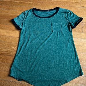 Women’s green and black pocketed tee